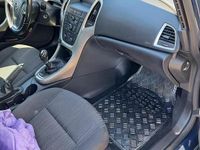 Usata Opel Astra 115 CV (84 kW) 2010 Blu Berlina