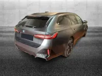Usata BMW 530e M Sport 299 CV (219 kW) 2024 Grigio Station wagon