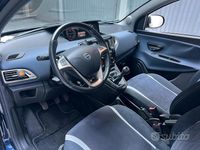 Usata Lancia Ypsilon 95 CV (69 kW) 2016 Blu Utilitaria