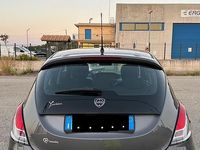 Usata Lancia Ypsilon Gold 95 CV (69 kW) 2017 Utilitaria