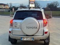 Usata Toyota RAV4 136 CV (100 kW) 2008 Grigio SUV