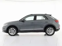 Usata VW T-Roc Style 116 CV (85 kW) 2025 Grigio SUV