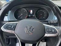 Usata VW Passat 150 CV (110 kW) 2022 Nero Station wagon