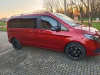 Usata Mercedes V220 163 CV (119 kW) 2022 Rosso Monovolume