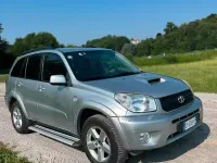 Usata Toyota RAV4 150 CV (110 kW) 2004 Grigio SUV