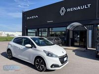 Usata Peugeot 208 Allure 102 CV (75 kW) 2019 Bianco pastello Utilitaria