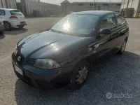 Usata Seat Ibiza 60 CV (44 kW) 2008 Grigio Berlina