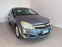 Usata Opel Astra Cosmo 101 CV (74 kW) 2007 Grigio Berlina