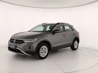 Usata VW T-Roc Life 116 CV (85 kW) 2025 Indium grey metallizzato nero SUV