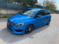 Usata Mercedes B220 177 CV (130 kW) 2016 Blu Monovolume