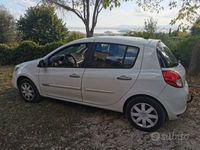 Usata Renault Clio II 75 CV (55 kW) 2009 Bianco Berlina