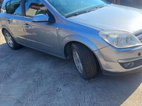 Usata Opel Astra Cosmo 101 CV (74 kW) 2005 Berlina