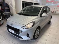 Usata Hyundai i10 Prime 67 CV (49 kW) 2023 Argento metallizzato Utilitaria