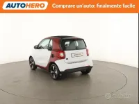 Usata Smart ForTwo Coupé 41 kW (56 CV) 2021 Bianco Utilitaria