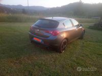 Usata Alfa Romeo Giulietta 170 CV (125 kW) 2011 Grigio Utilitaria