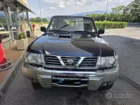 Usata Nissan Patrol 158 CV (116 kW) 2001 Bluazzurro SUV