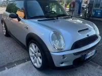 Usata Mini Cooper S 163 CV (119 kW) 2002 Grigio Utilitaria