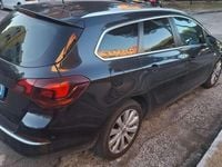 Usata Opel Astra Cosmo 140 CV (102 kW) 2014 Grigio Station wagon