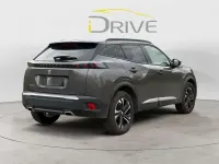 Usata Peugeot 2008 Allure+ 131 CV (96 kW) 2022 Grigio SUV