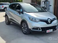 Usata Renault Captur 90 CV (66 kW) 2015 Grigio SUV