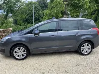 Usata Peugeot 5008 Allure 120 CV (88 kW) 2016 Grigio Monovolume