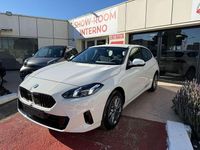 Usata BMW 118 Sport Line 150 CV (110 kW) 2024 Bianco alpinweiss Utilitaria