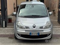 Usata Renault Modus Dynamique 106 CV (77 kW) 2008 Grigio Monovolume