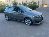 Usata Mercedes B180 Executive 109 CV (80 kW) 2019 Grigio Monovolume