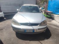 Usata Ford Mondeo 115 CV (84 kW) 2002 Grigio Berlina