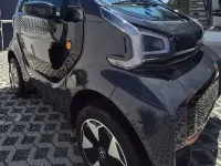 Usata XEV Yoyo 7 kW (10 CV) 2023 Nero Utilitaria