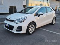 Usata Kia Rio Active 75 CV (55 kW) 2016 Bianco Utilitaria