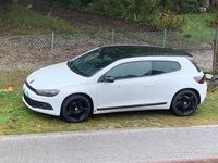 Usata VW Scirocco 140 CV (102 kW) 2013 Bianco Coupé