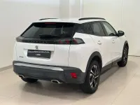 Usata Peugeot 2008 Allure 131 CV (96 kW) 2021 Bianco SUV