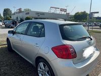 Usata Toyota Auris 126 CV (92 kW) 2008 Grigio Utilitaria
