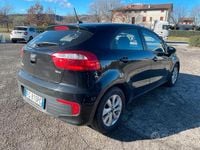 Usata Kia Rio Active 75 CV (55 kW) 2017 Nero Berlina