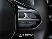 Usata Peugeot 2008 Allure 130 CV (95 kW) 2023 Grigio SUV