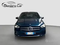 Usata Mercedes B180 Business 116 CV (85 kW) 2021 Blu Monovolume