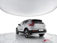 Usata Volvo XC40 Core 163 CV (119 kW) 2025 Grigio SUV
