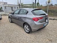 Usata Alfa Romeo Giulietta Exclusive 105 CV (77 kW) 2014 Gray Utilitaria