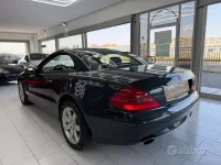 Usata Mercedes SL500 Elegance 306 CV (225 kW) 2001 Grigio Cabrio