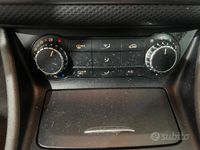 Usata Mercedes A180 Executive 108 CV (79 kW) 2015 Grigio Berlina