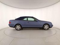 Usata Mercedes CLK200 Elegance 136 CV (100 kW) 1999 Grigio Cabrio