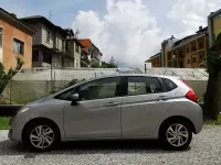Usata Honda Jazz 102 CV (75 kW) 2017 Grigio Utilitaria