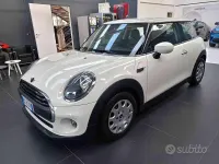 Usata Mini ONE 75 CV (55 kW) 2020 Bianco Utilitaria