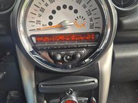 Usata Mini Countryman Business 110 CV (80 kW) 2014 Bianco SUV