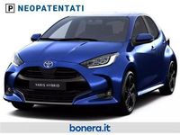 Nuova Toyota Yaris Hybrid Lounge 131 CV (96 kW) 2026 Blu Berlina