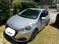 Usata Peugeot 208 Active 75 CV (55 kW) 2016 Utilitaria