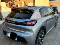 Usata Peugeot 208 GT-line 102 CV (75 kW) 2020 Utilitaria