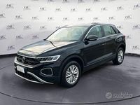 Usata VW T-Roc Life 110 CV (80 kW) 2023 Nero SUV