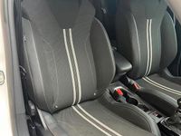 Usata Opel Corsa 101 CV (74 kW) 2024 Bianco Utilitaria